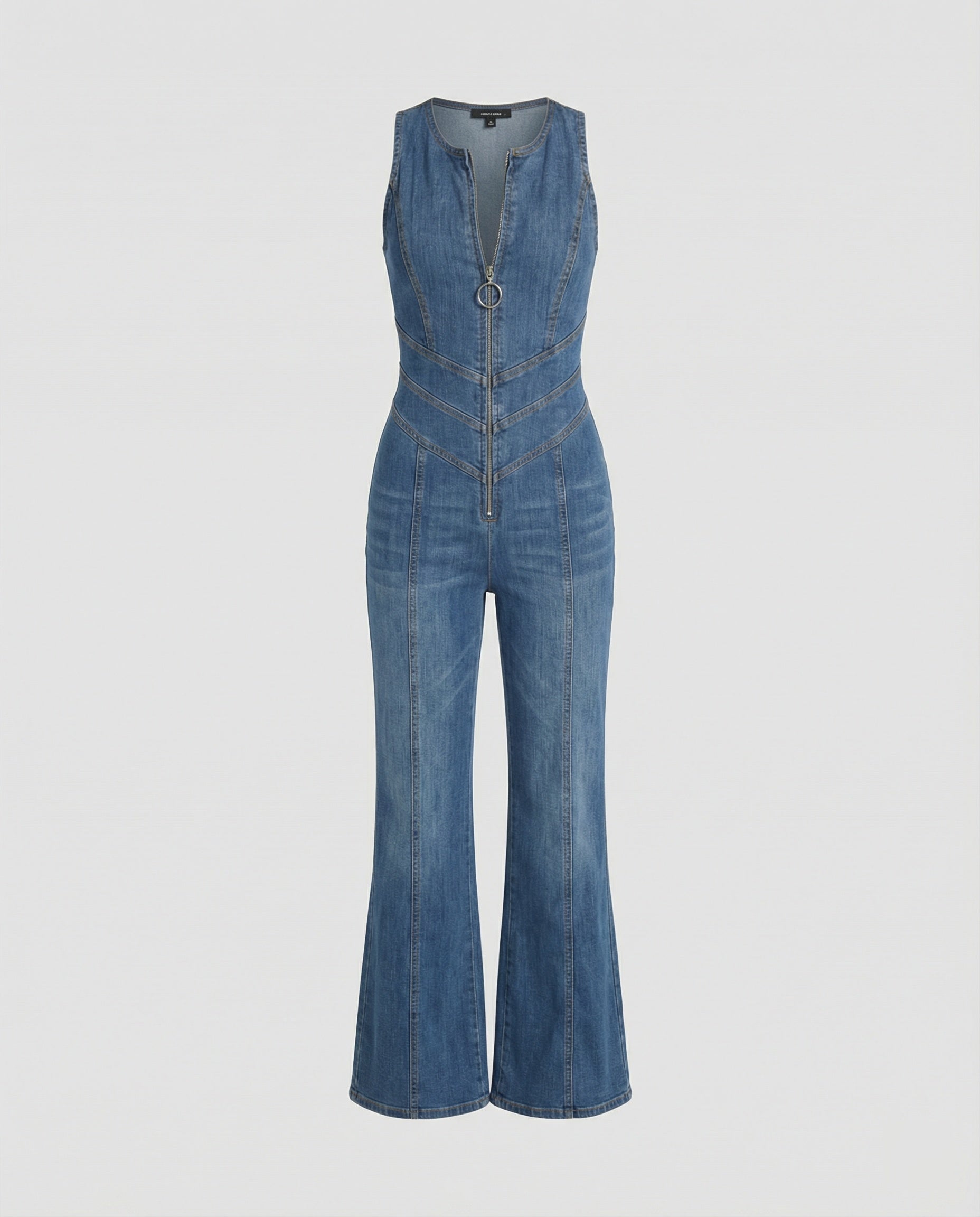 Fashion-Forward Women’s Jumpsuit – Vintage Denim Style with Feminine Silhouette 1