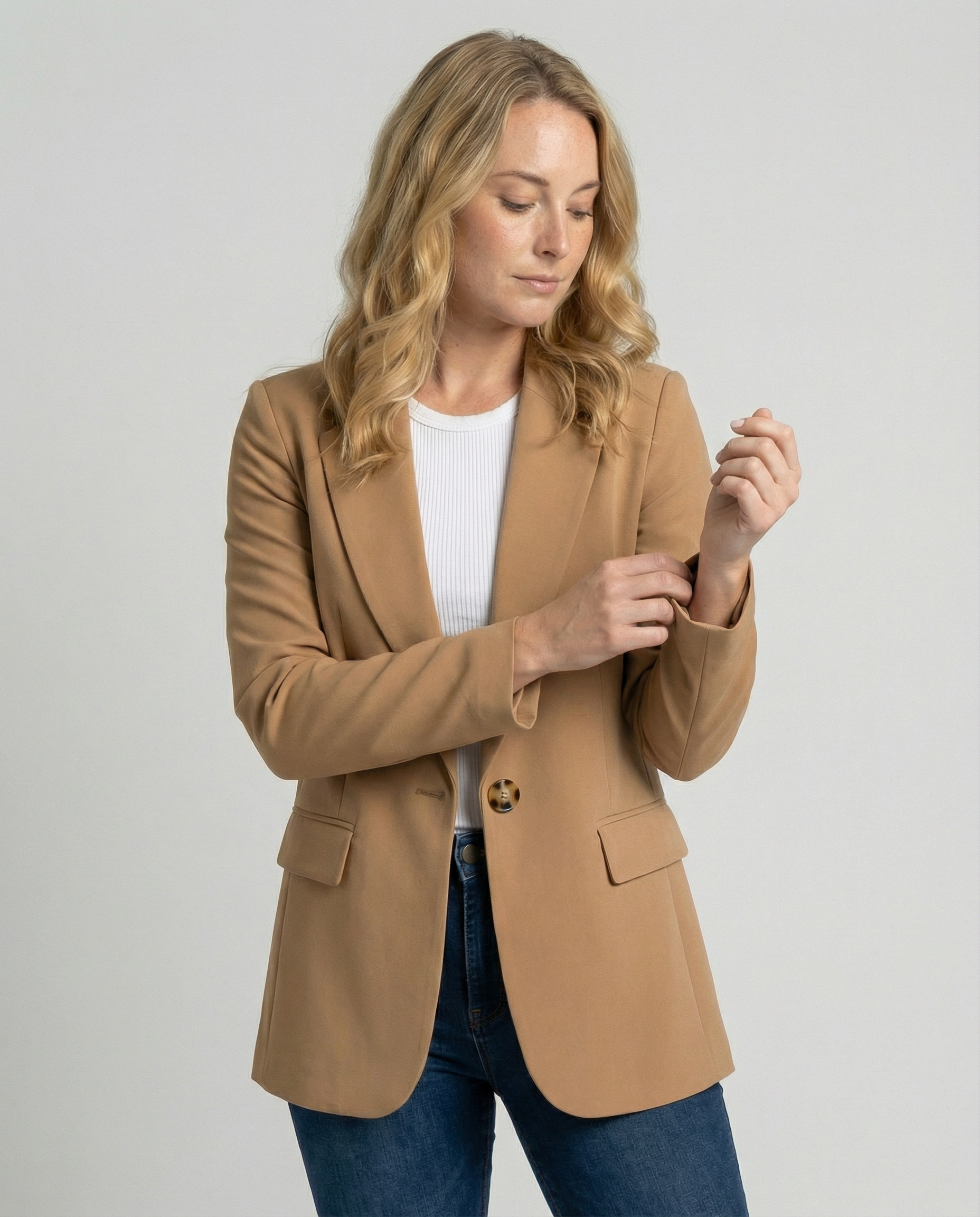 Women's Black Blazer – Elegant Tailored Fit for Versatile Style and Comfort 1