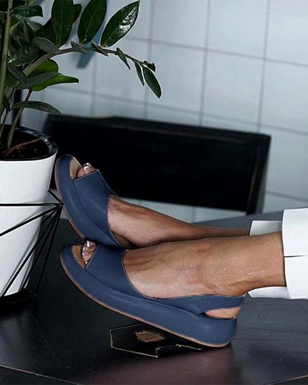 Women’s Summer Sandals – Comfortable Footbed Design for Stylish Relaxation 3