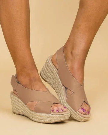 Women’s Summer Sandals – Cushioned Comfort for Stylish Adventures 2