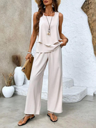 Plus Size Women's Outfit – Elegant Two-Piece Summer Set for Stylish Comfort 3
