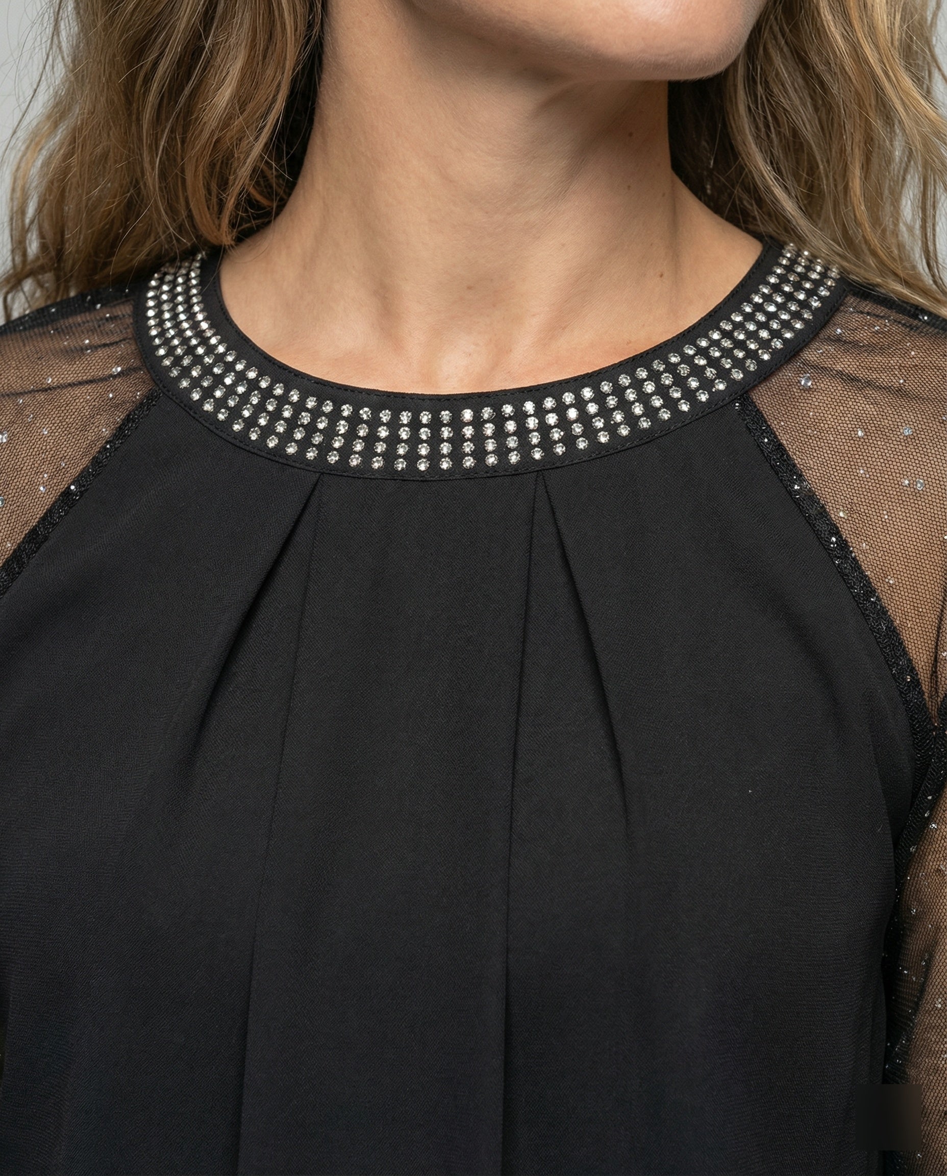 Women's Sequin Top – Elegant Mesh Sleeves for Chic Going Out Occasions 2